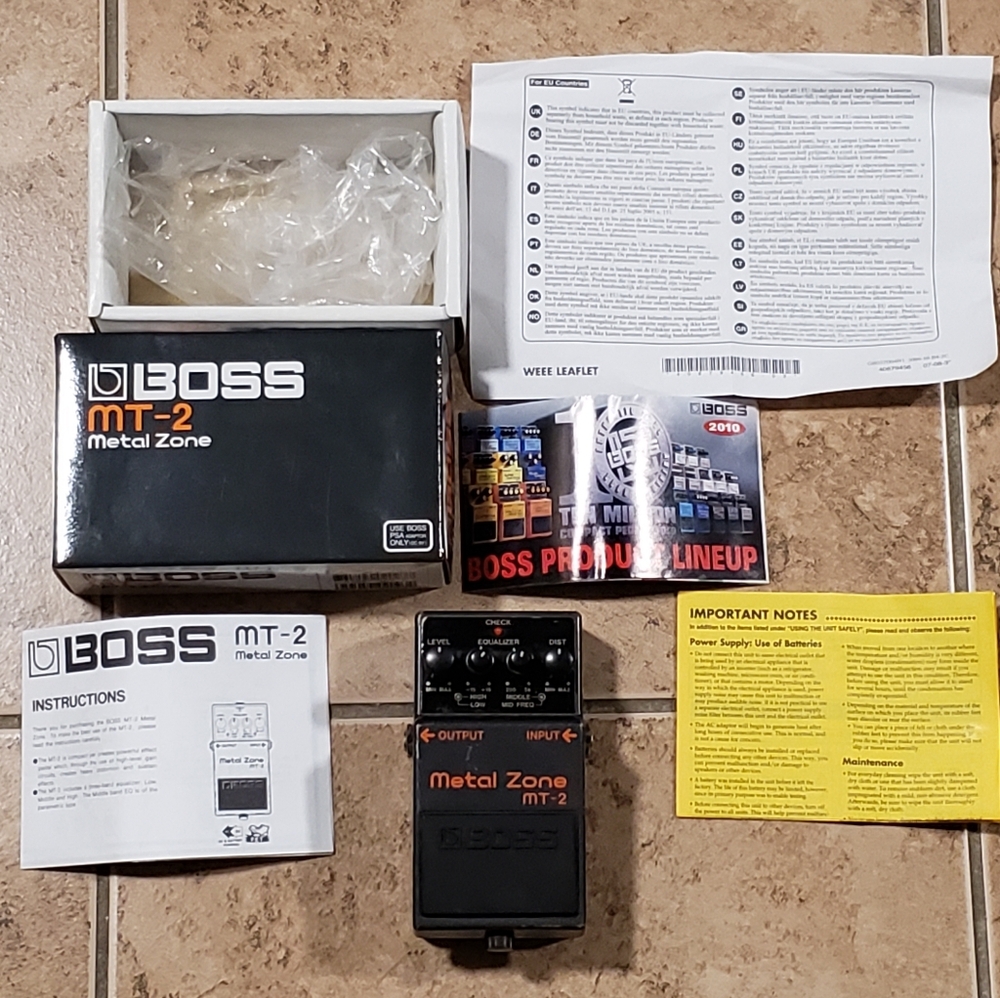 Boss MT-2 Metal Zone Guitar Pedal. Used. Tested And Working